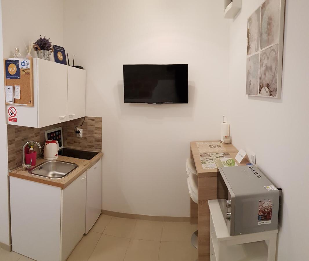 Studio Apartment Legcevic Kastela Bagian luar foto