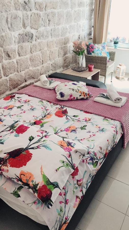 Studio Apartment Legcevic Kastela Bagian luar foto