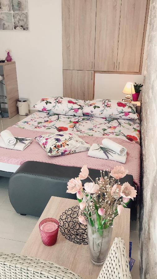 Studio Apartment Legcevic Kastela Bagian luar foto